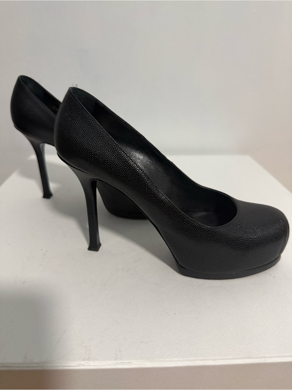 YSL Tribtoo Black Pump. Size 36